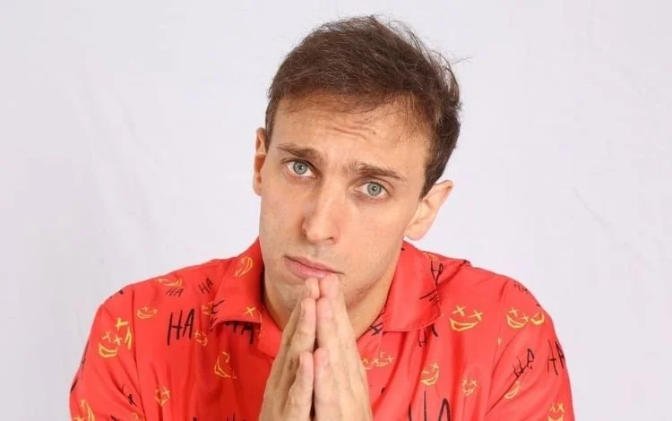 qual é a opinião de vcs sobre o caso do léo lins?