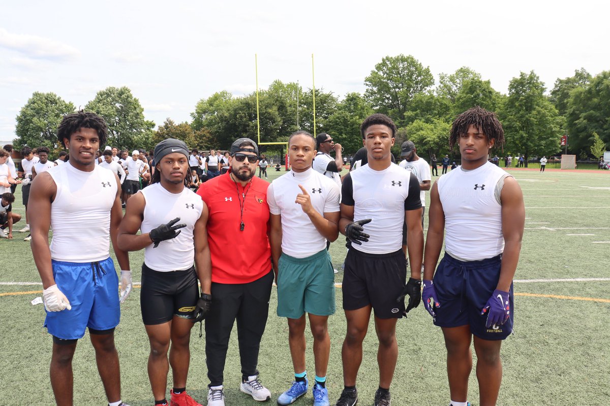 2025 BEST on BEST MEGA Camp Top RBs

228 - Lawson Mungo - Maryland Prep
220 - Zion Sesay - Good Counsel
069 - NJ Hines - Thomas Dale
075 - Rasheed Howard - Gwynn Park
076 -Shaun Howard - Frederick Douglass HS