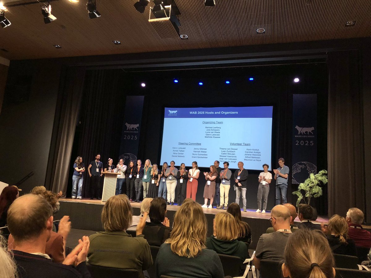 Arctic_paws's tweet photo. And it’s a wrap!! Thank you everyone for such a great conference, it was truly amazing! 👏

#WAB2025 #WolvesBorders https://t.co/4wedjQ9ie0
