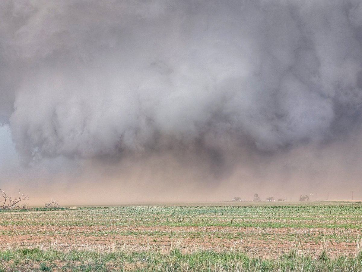 Large wedge #tornado in progress west of Morton Texas! #txwx #tornado