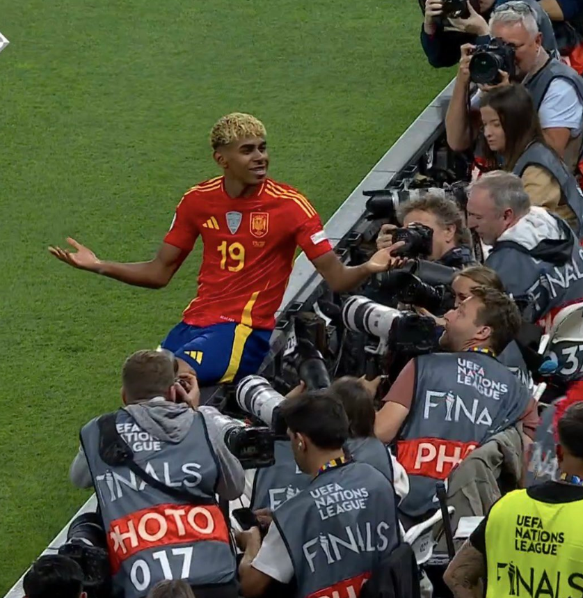 LAMINE YAMAL LE MEILLEUR JOUEUR DU MONDE QUI DONNE UNE LECON QUI MONTRE A DEMBELE C QUOI UN BALLON DOR DOUBLER PARLE PAS POUR RIEN 🇪🇸🇪🇸