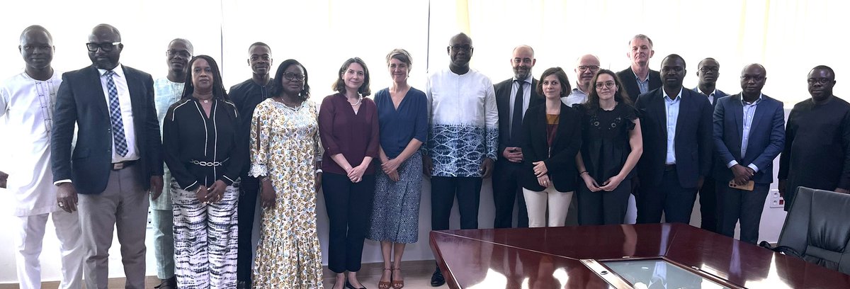 Laure Weisgerber (@weisgerberlaure) on Twitter photo 🇧🇯🇪🇺🇫🇷 La #TeamEurope en force cette semaine pour finaliser l’instruction d’un nouvel investissement de 170M€ en faveur de l’accès à l’électricité au #Bénin dans 750 localités du Mono, Couffo et Borgou. Avec <a href="/AFD_France/">Agence Française de #Développement (AFD) 🇫🇷 🇪🇺</a> <a href="/UEauBenin/">UE au Bénin</a> <a href="/EBRD/">The EBRD</a> <a href="/EIB/">European Investment Bank</a> 🇧🇯🇪🇺🇫🇷 La #TeamEurope en force cette semaine pour finaliser l’instruction d’un nouvel investissement de 170M€ en faveur de l’accès à l’électricité au #Bénin dans 750 localités du Mono, Couffo et Borgou. Avec <a href="/AFD_France/">Agence Française de #Développement (AFD) 🇫🇷 🇪🇺</a> <a href="/UEauBenin/">UE au Bénin</a> <a href="/EBRD/">The EBRD</a> <a href="/EIB/">European Investment Bank</a>