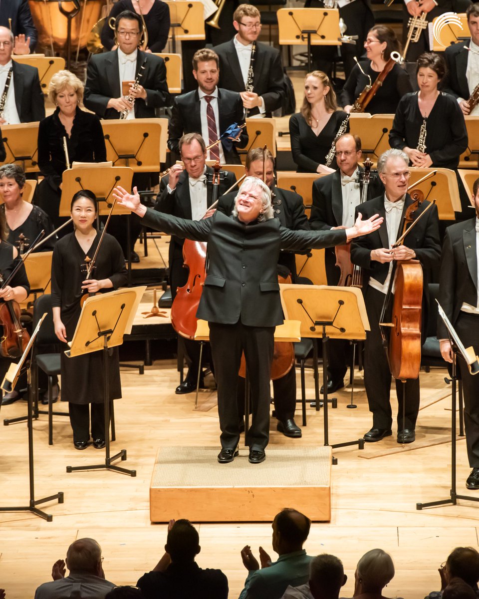 PacificSymphony's tweet photo. Happy birthday, Maestro Carl St.Clair! 🎉

Today we celebrate the visionary who has led Pacific Symphony for 35 incredible years with boundless passion, artistry, and heart. 💙🎶 https://t.co/X52WjoABSV