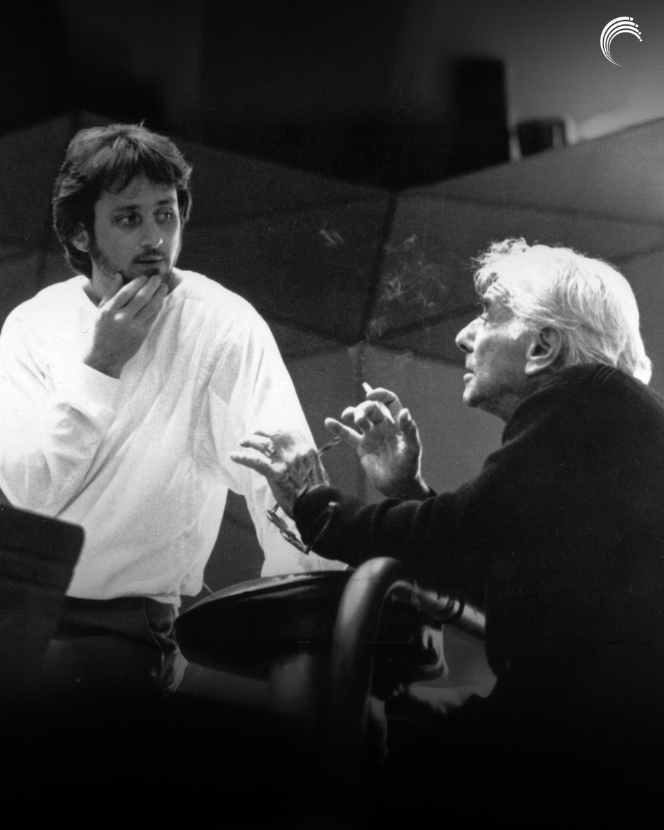 PacificSymphony's tweet photo. Happy birthday, Maestro Carl St.Clair! 🎉

Today we celebrate the visionary who has led Pacific Symphony for 35 incredible years with boundless passion, artistry, and heart. 💙🎶 https://t.co/X52WjoABSV