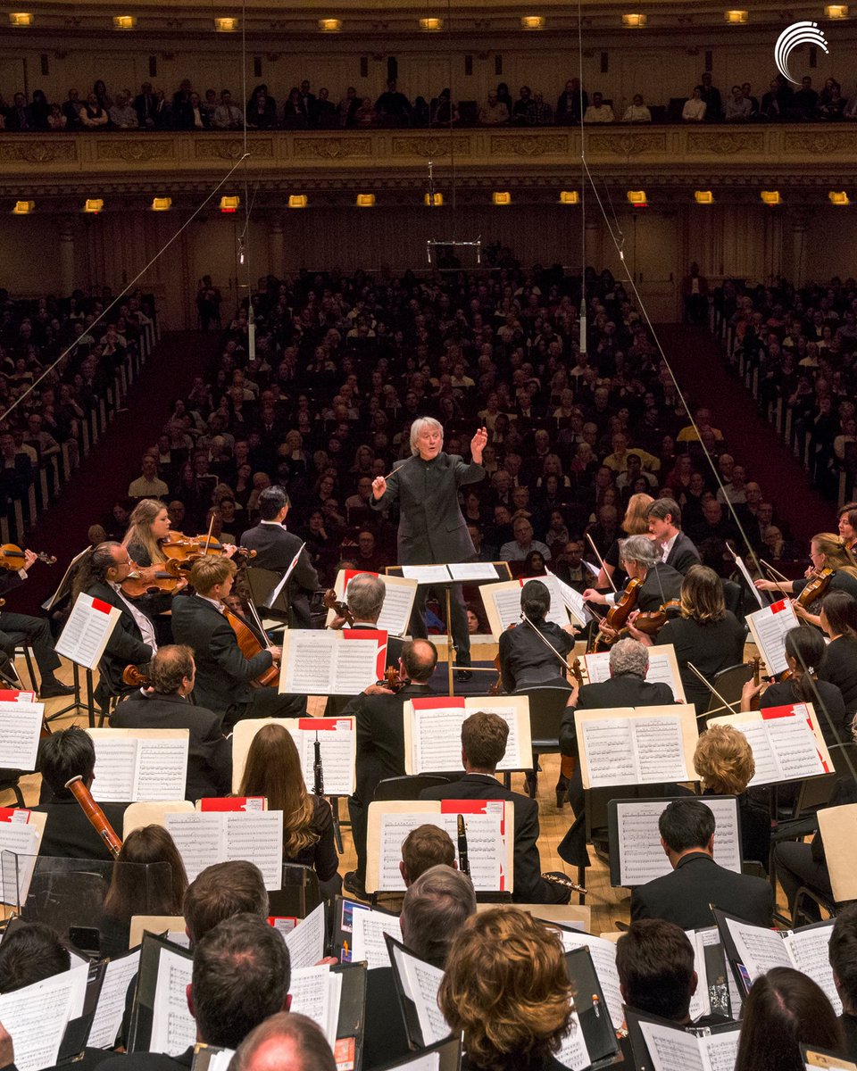 PacificSymphony's tweet photo. Happy birthday, Maestro Carl St.Clair! 🎉

Today we celebrate the visionary who has led Pacific Symphony for 35 incredible years with boundless passion, artistry, and heart. 💙🎶 https://t.co/X52WjoABSV
