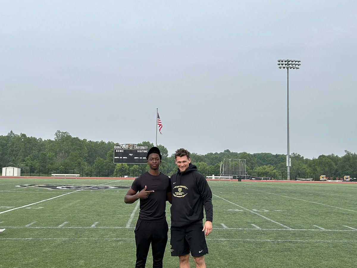 Keyon Evans (@keyonevans100) on Twitter photo #AGTG Blessed to Receive My First Offer/Roster Spot From Oakland University <a href="/jacobsbrett/">Brett Jacobs</a> <a href="/OUFBrecruiting/">Oakland University Football Recruiting</a> <a href="/iiler_2/">Coach Ian Andre Iler</a> <a href="/CoachD_904/">Coach Cantrell Daniels</a> <a href="/thecoachhopshow/">The Coach Hop Show</a> #AGTG Blessed to Receive My First Offer/Roster Spot From Oakland University <a href="/jacobsbrett/">Brett Jacobs</a> <a href="/OUFBrecruiting/">Oakland University Football Recruiting</a> <a href="/iiler_2/">Coach Ian Andre Iler</a> <a href="/CoachD_904/">Coach Cantrell Daniels</a> <a href="/thecoachhopshow/">The Coach Hop Show</a>