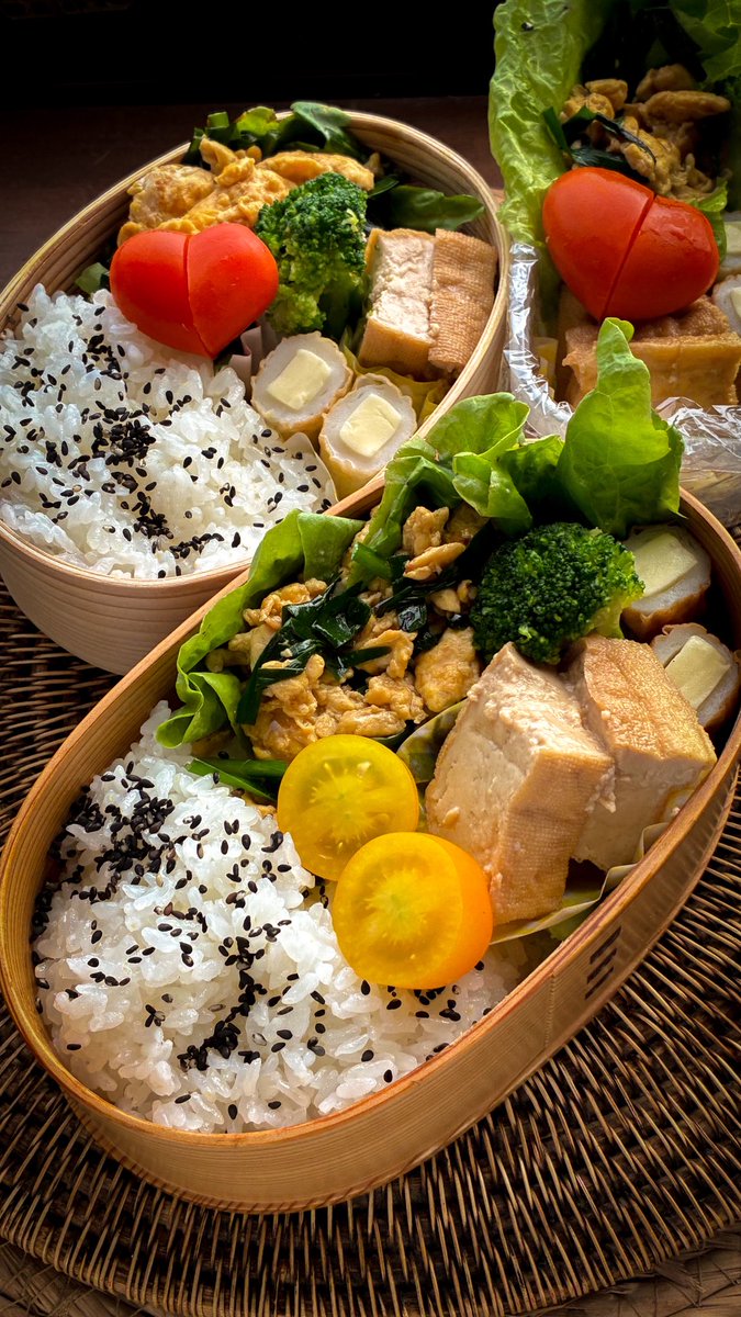 shinshin_55jp's tweet photo. 今日の弁当🍱🍱🫶🫶
#ニラ玉弁当 
#お弁当
#お弁当記録
#お弁当作���楽しもう部
#曲げわっぱ https://t.co/vwo7TMazn8