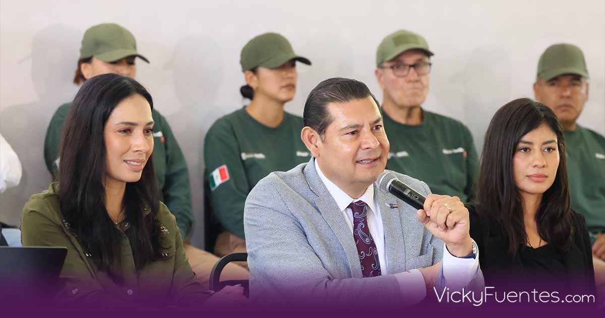 🏅🇲🇽 Puebla será sede de los Juegos Nacionales Escolares 2024.
Del 17 de junio al 4 de julio, más de 20 mil estudiantes de primaria, secundaria y bachillerato competirán en distintas disciplinas.
El evento reunirá a autoridades de <a href="/SEP_mx/">SEP México</a> y <a href="/conadeoficial/">CONADE</a>.