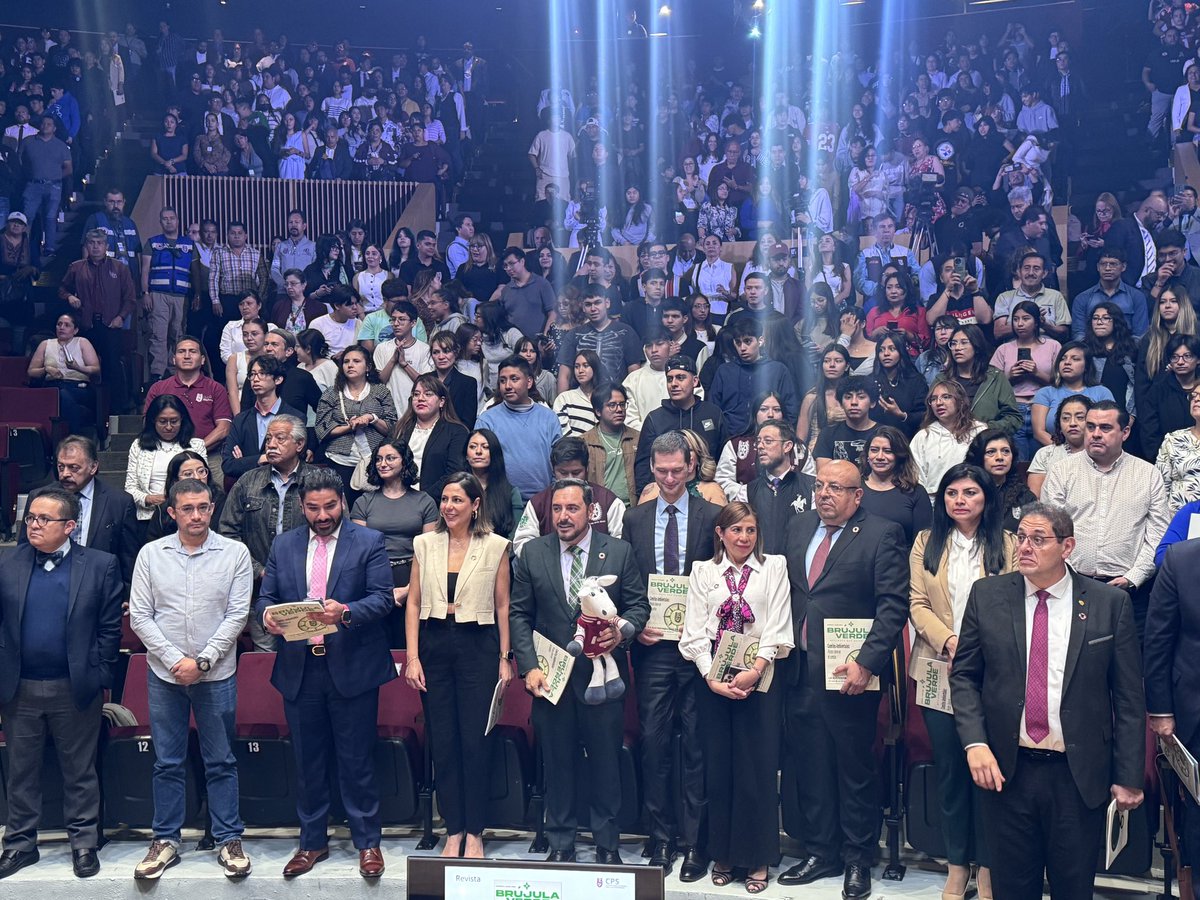 🌱 En el #DíaDelMedioAmbiente, el IPN firmó un convenio con Green Business Certification Inc. para reforzar el cumplimiento de estándares internacionales en desempeño ambiental.
Además, reafirmamos nuestro compromiso de reducir y sustituir plásticos en nuestras instalaciones. 🌍
