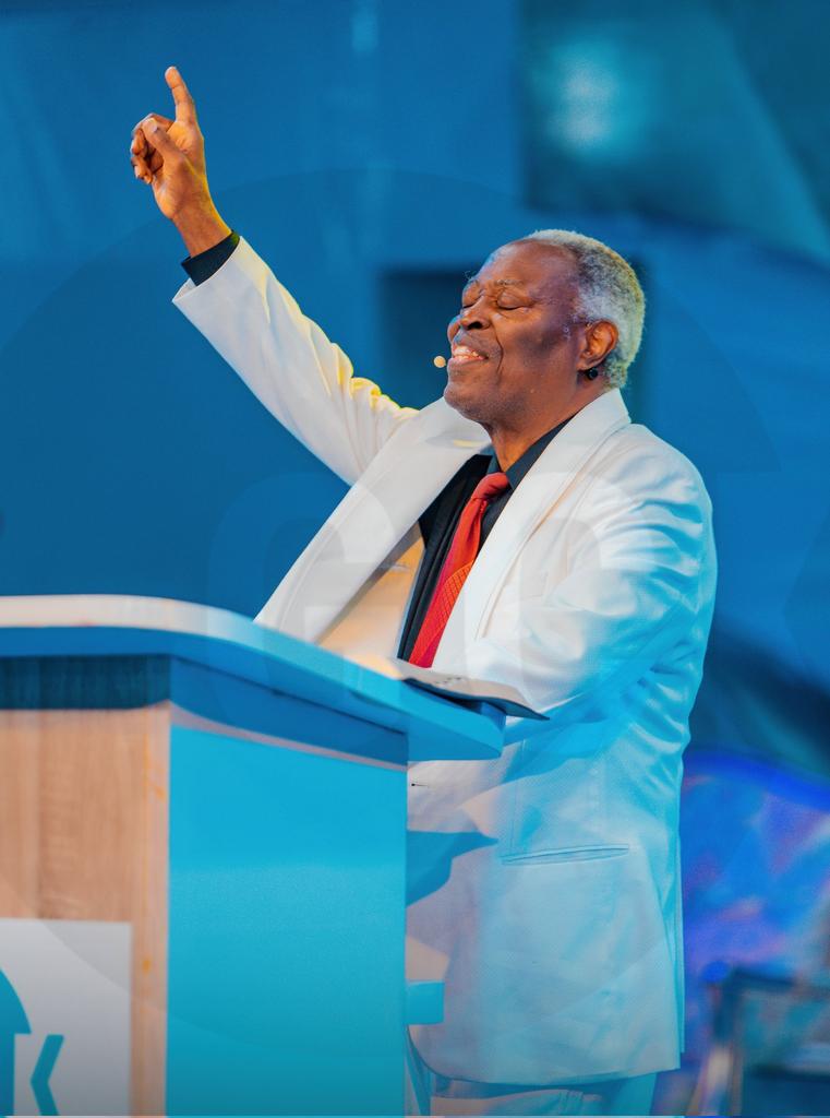 Happy Birthday To My Biggest Daddy🎊🎉🥳Long life and prosperity🥰😘🤭😊
#Kumuyiat84