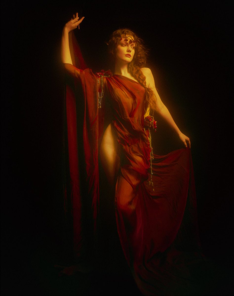 emackelder's tweet image. Persephone