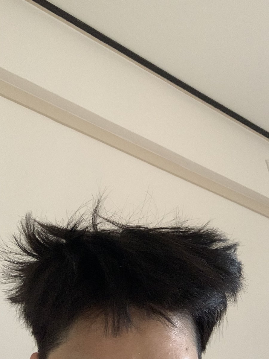 まくら使うと首が痛くなる…

今日の寝癖

これから寝癖投稿します笑

今日もhappy