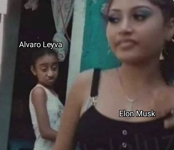 Alvaro Leyva viendo cómo Elon Musk le formó la hpta a Trump con un simple trino de 20 palabras y no con cartas mrks de 8 páginas.