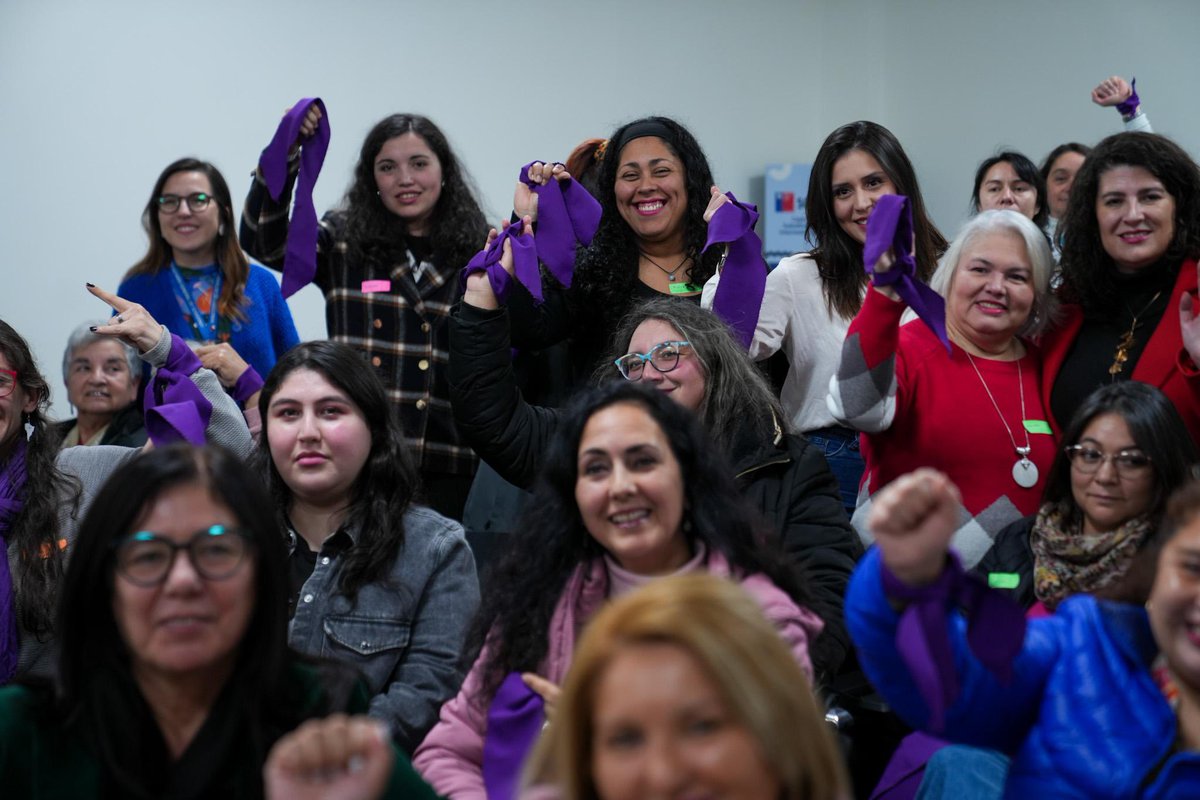 🗣️💬 Rumbo a la XVI Conferencia Regional sobre la Mujer de América Latina y el Caribe, desde Valdivia ministra (s) Donaire participa en los Diálogos Regionales junto a mujeres de organizaciones de cuidados. Un espacio clave para recoger voces territoriales sobre esta materia