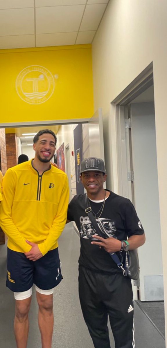 Amp Harris (@ampharris) on Twitter photo Dear #NBA fans put some respek on his name! #Haliburton #Pacers <a href="/TyHaliburton22/">Tyrese Haliburton</a> #NBAFinals Dear #NBA fans put some respek on his name! #Haliburton #Pacers <a href="/TyHaliburton22/">Tyrese Haliburton</a> #NBAFinals