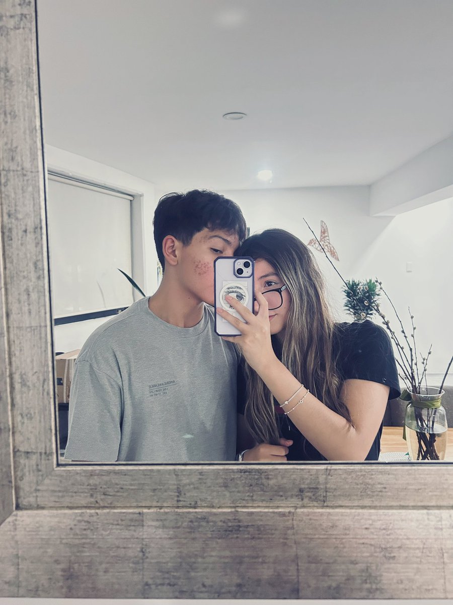 valssplace's tweet photo. :3 Te amo amorcito mio https://t.co/ZkAzJz7BbI