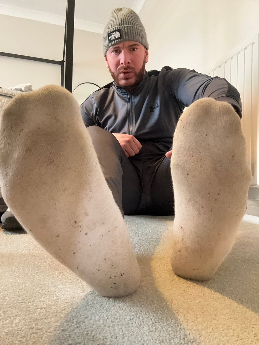 BenoBangs's tweet photo. Your addiction starts here. You’ll pay for the privilege to worship. 🫴🏽💷 https://t.co/Q7nrNWQtg7