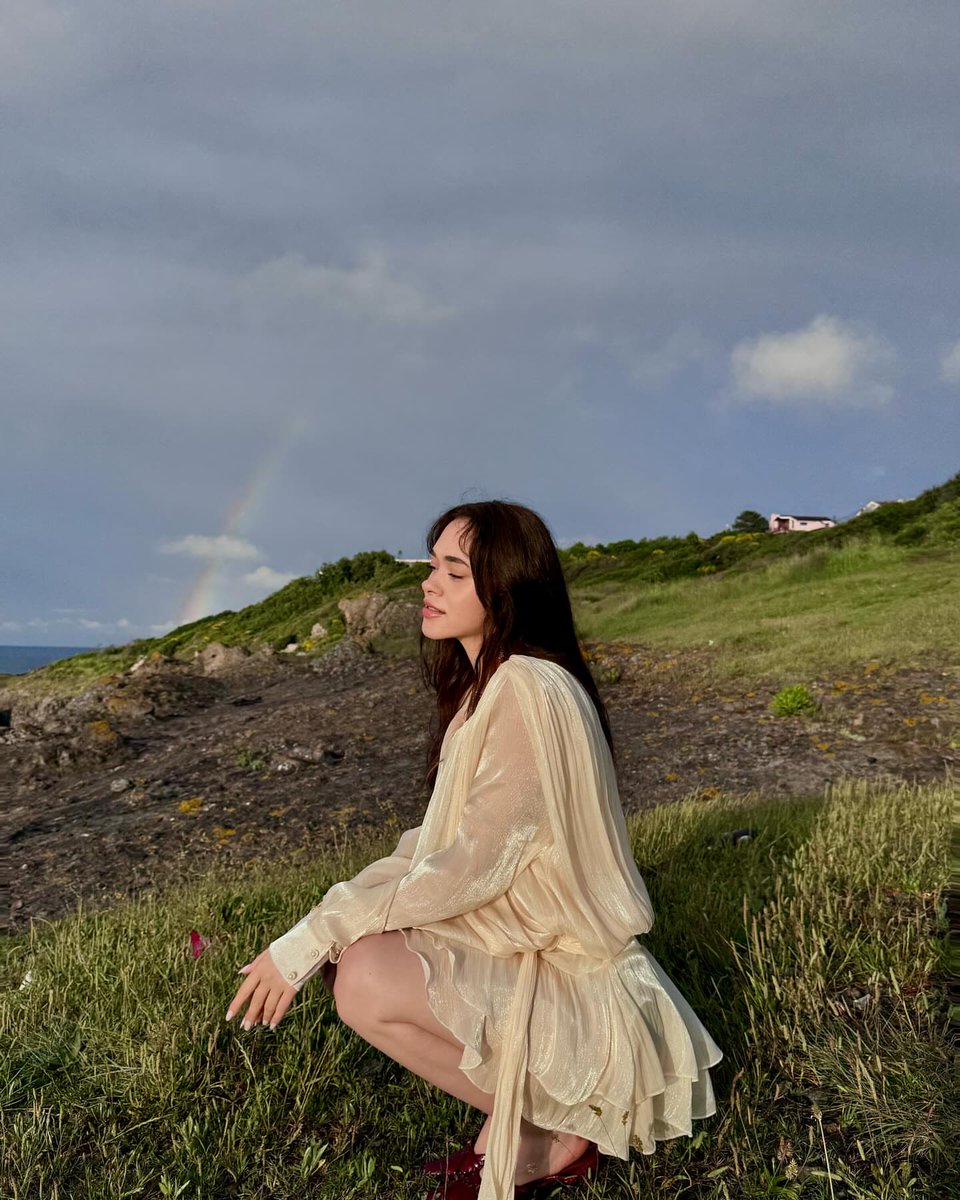 LoopCelebs's tweet photo. Sena Mia 💎
#SenaMia https://t.co/ZFk4AnEDdq