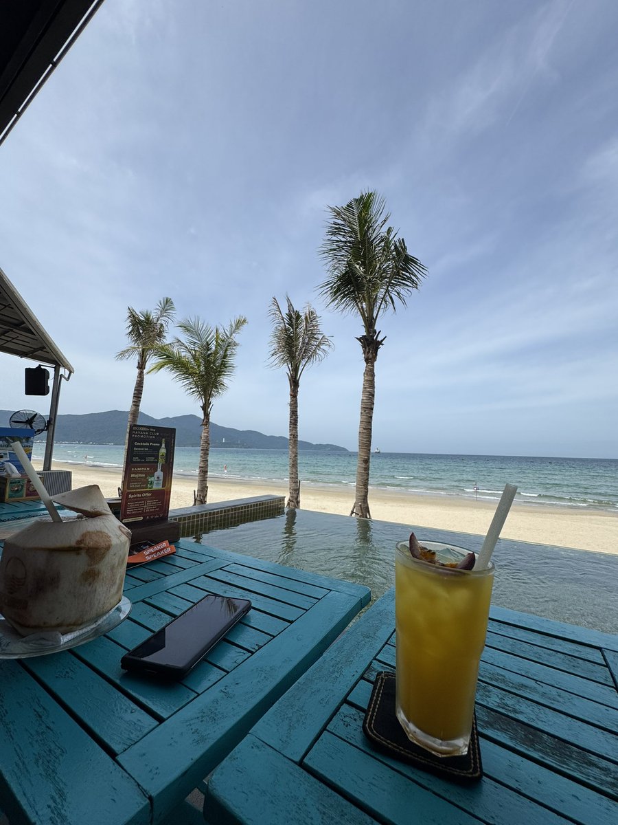 0xSofya's tweet photo. GM Vietnam ! Super excited to be joining @super_vietnam in Danang this year,  meeting builders and Vietnam top crypto and institutional leaders here 😎
Super bullish ! https://t.co/AQjw0wWRqD
