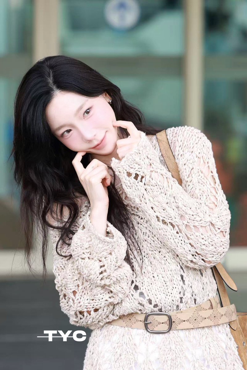TYC_____'s tweet photo. 250606 ICN ✈️ HKG

#태연 #TAEYEON
#TAEYEON_TheTENSE
#TAEYEON_TheTENSE_in_HONGKONG https://t.co/Lza6fHgKxw