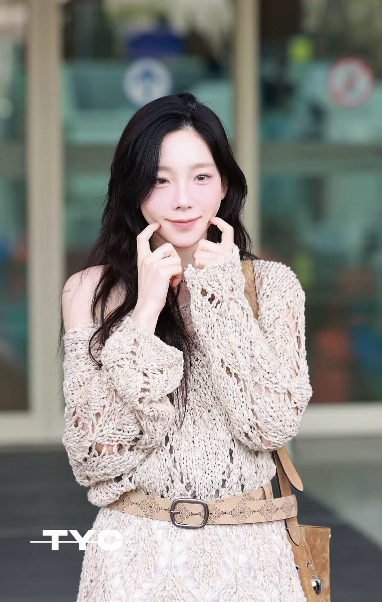 TYC_____'s tweet photo. 250606 ICN ✈️ HKG

#태연 #TAEYEON
#TAEYEON_TheTENSE
#TAEYEON_TheTENSE_in_HONGKONG https://t.co/Lza6fHgKxw
