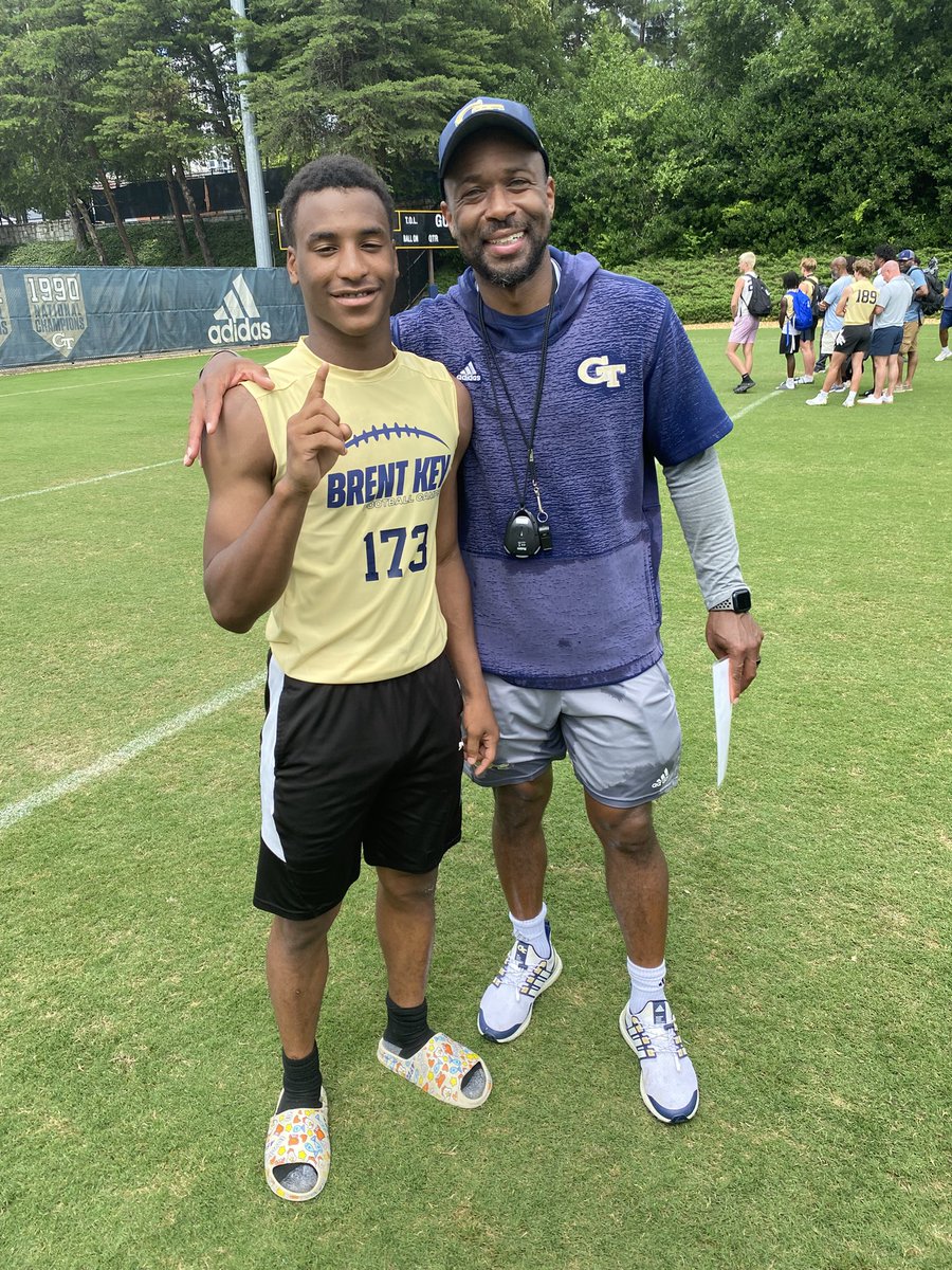 Derreon smiley martin tweet media