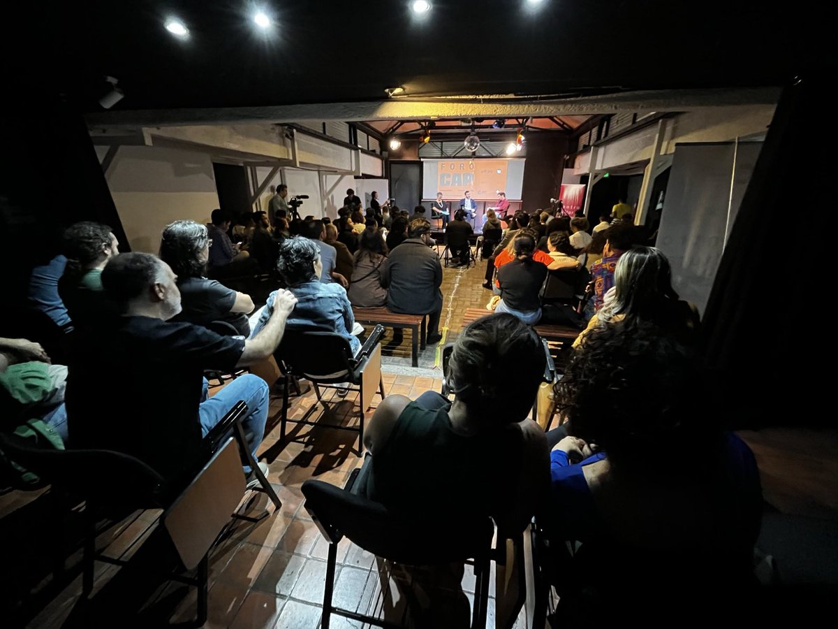 Prensa Comunitaria Km169 (@prensacomunitar) on Twitter photo “¿Bukele seduce a Costa Rica? La tentación del hombre fuerte", foro inaugural del Foro Centroamericano de Periodismo <a href="/foroCAP/">Forocap</a> CR 2025. Con <a href="/glabrador/">Gabriel Labrador</a>, <a href="/ebudasoff/">Eliezer Budasoff</a> y Mimi Prado, desde San José Costa Rica 🇨🇷. #Periodismo 🎙️📺📰
📸 Prensa Comunitaria “¿Bukele seduce a Costa Rica? La tentación del hombre fuerte", foro inaugural del Foro Centroamericano de Periodismo <a href="/foroCAP/">Forocap</a> CR 2025. Con <a href="/glabrador/">Gabriel Labrador</a>, <a href="/ebudasoff/">Eliezer Budasoff</a> y Mimi Prado, desde San José Costa Rica 🇨🇷. #Periodismo 🎙️📺📰
📸 Prensa Comunitaria
