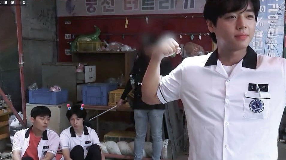 imready_todive's tweet photo. 사카이 범석군의 재난………………… https://t.co/SRRFQaboMF