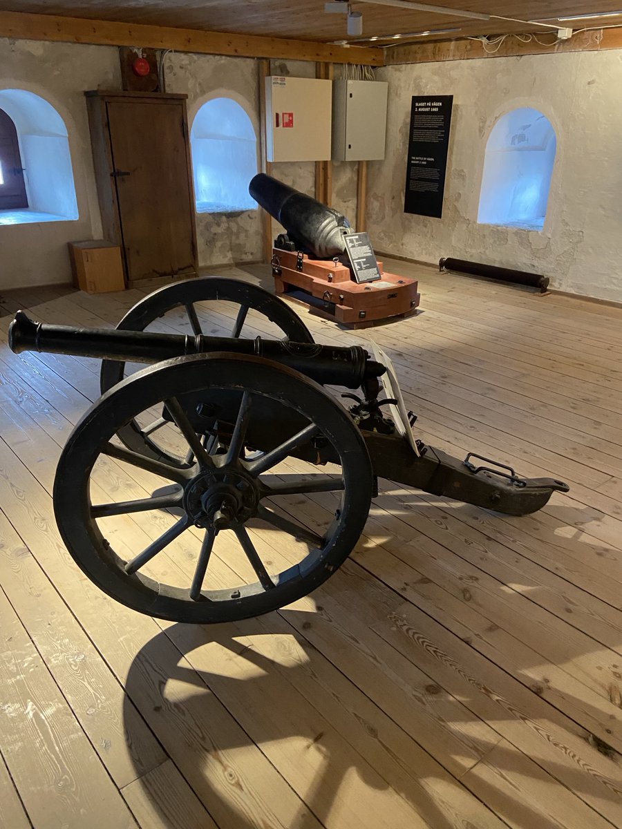 Mark Rowe tweet media