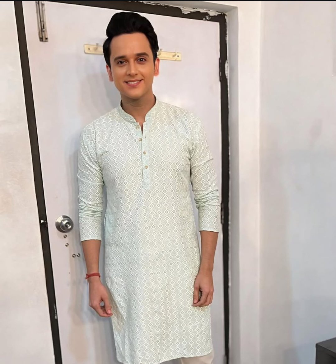 Happiest birthday to my most favourite  and cutest "onscreen" Ramji...May Shri Ram keeps showering his blessings on you, Sujay ji. Sada khush rahiye. 🥰❤️  #ShrimadRamayan