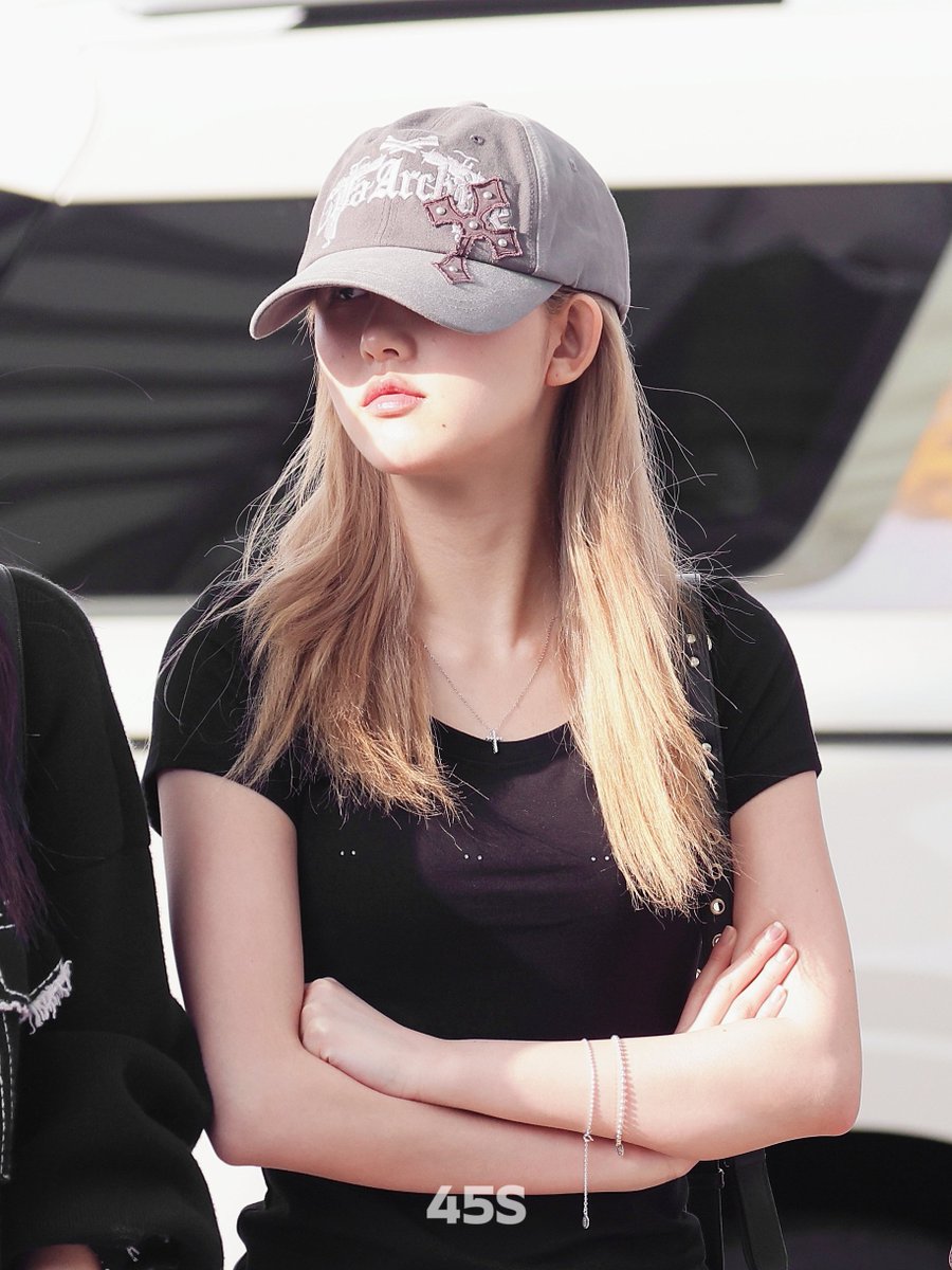 250606 ICN

#아이브 #IVE #가을 #김가을 
#GAEUL #ガウル #秋天