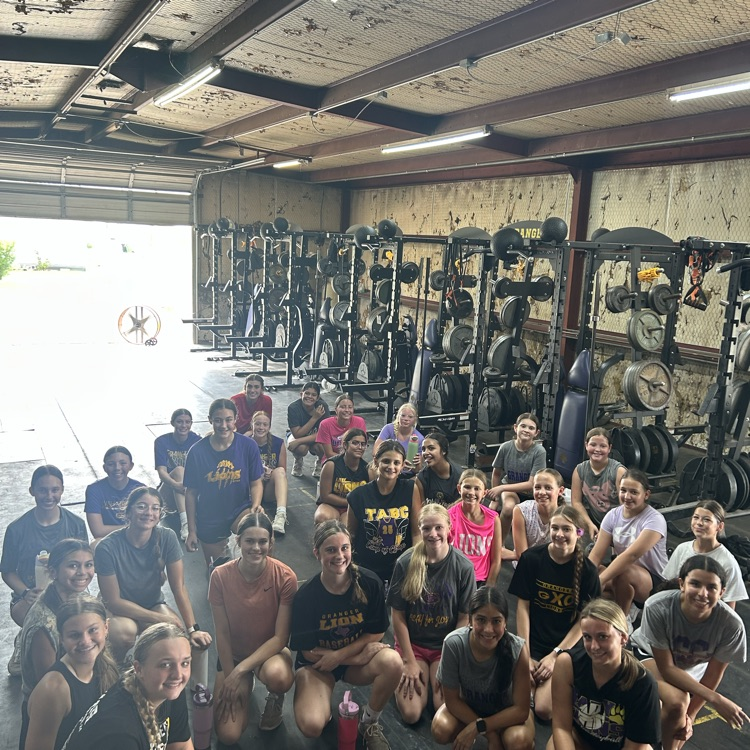 Granger_Lions's tweet photo. These Lady Lions showed up this week and got better. Averaging 29. With a high of 33. Calling all Lady Lions, come get on the bus. Good things are happening. 
#FAW
#wecoming https://t.co/Z4cs4CcY3a