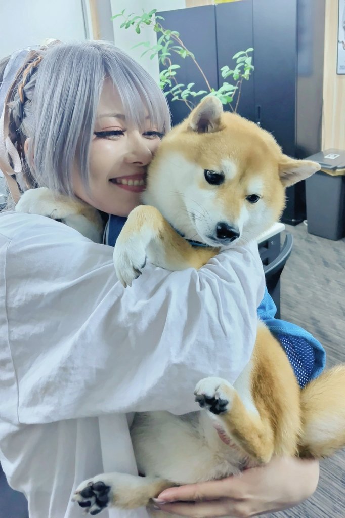 大好きなうにぴゃん！！だっこ付き合ってくれてありがと……
お誕生日おめでとね🎉
いつかお洋服作らせてね！
#株式会社悪の秘密結社
