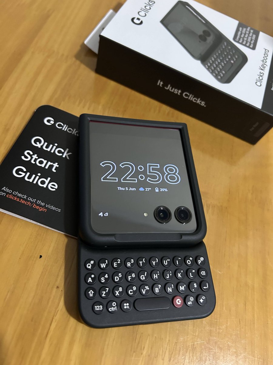 KCV is finishing up the third book of a series tweet media