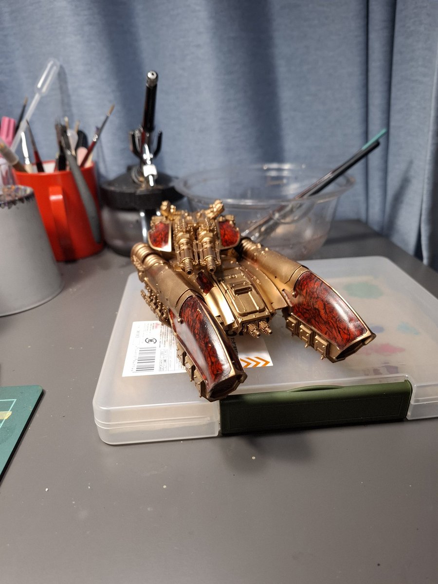 daiazusashiro's tweet photo. Little bit custodes forge world https://t.co/4FHA0d6Vef