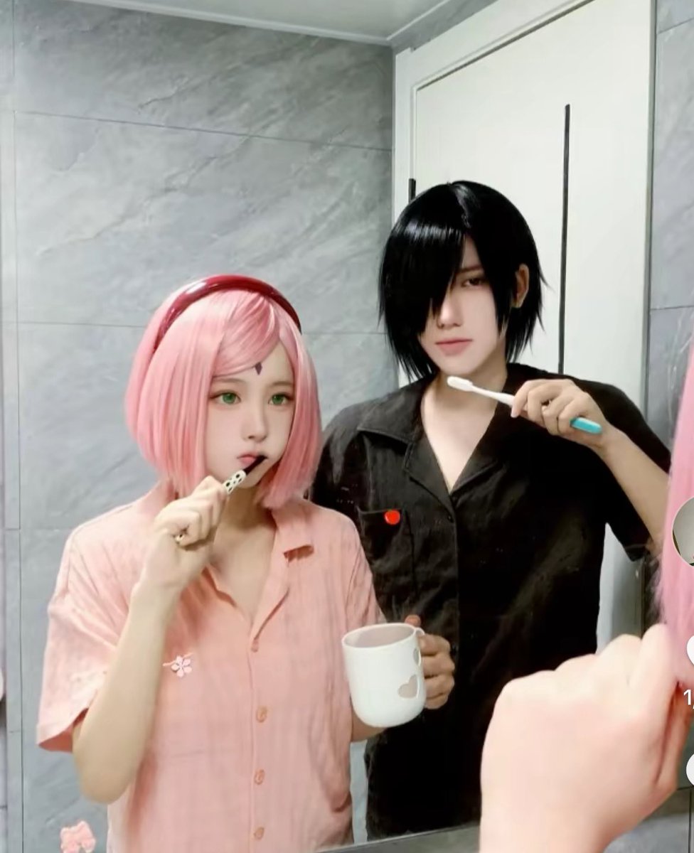 Cosplaying Sasusaku is a lifestyle !!