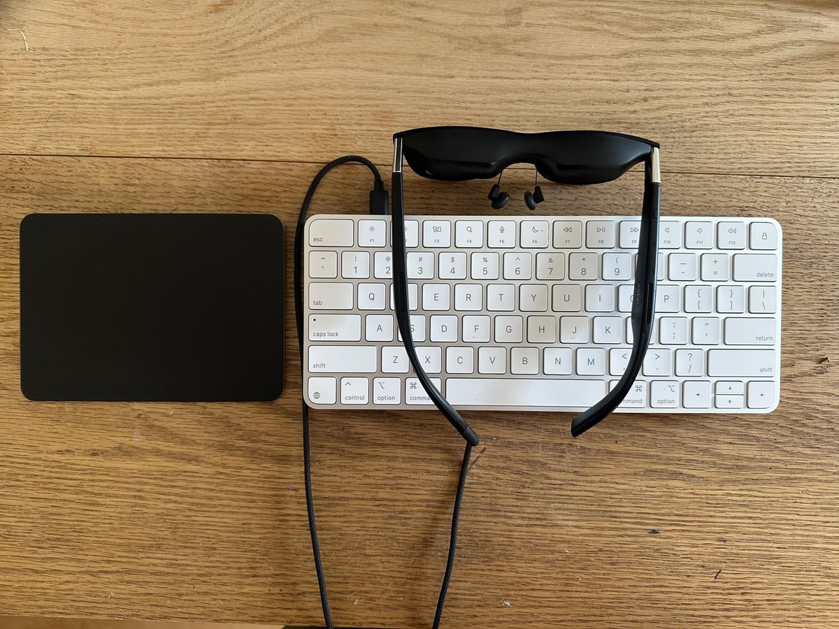 michaelthatsit's tweet image. This is bento, a full steam deck in a keyboard designed with @XREAL_Global glasses in mind.
This project has been a game of constraint optimization
Empty space? Bento design
Printer too small? Split body
No mouse? Modules in the works
#xr #steamdeck #productdesign #diwhy