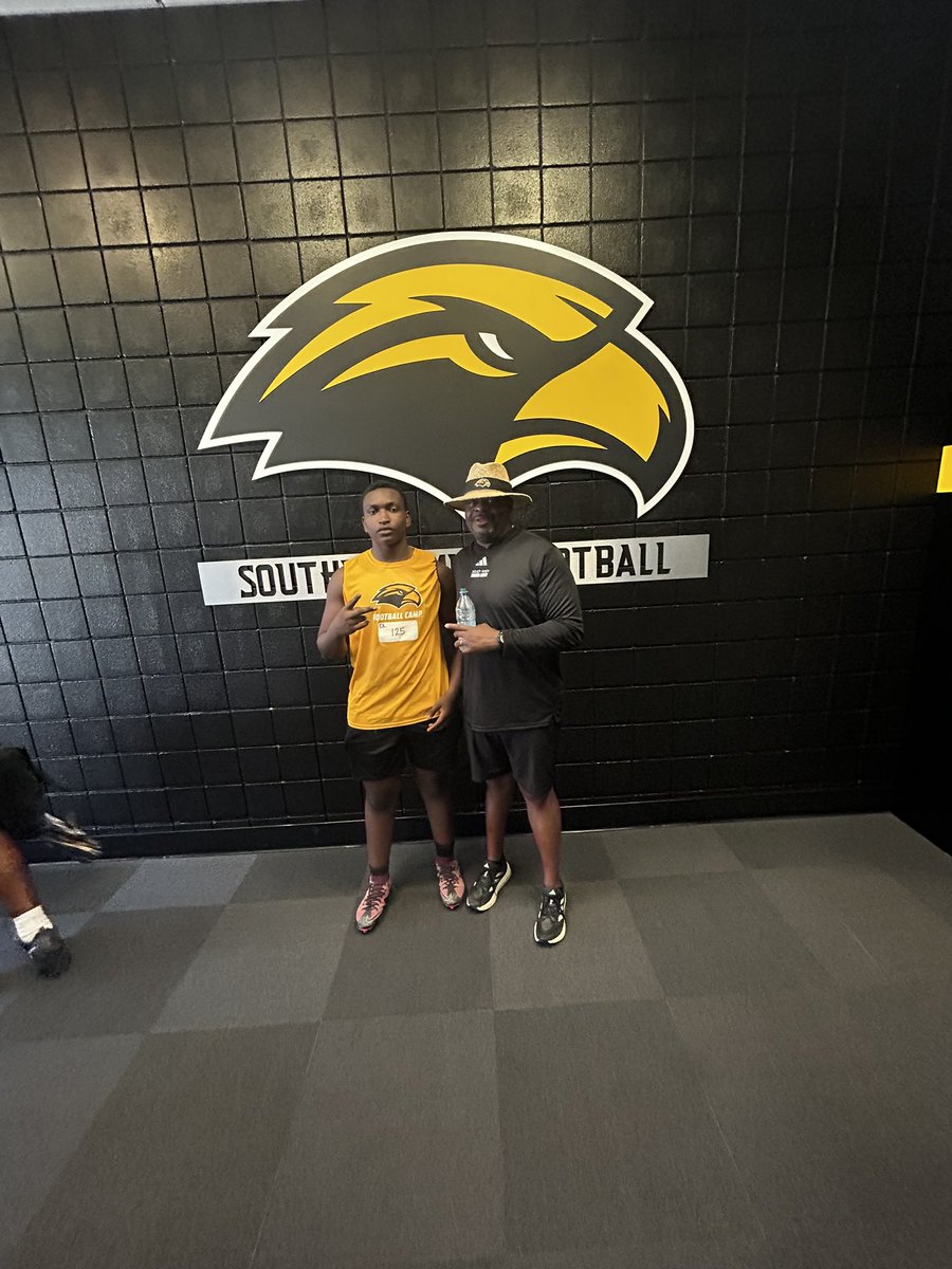 After a good camp and great conversation with <a href="/CoachHuff/">Charles C. Huff</a> I am blessed to say I received an offer from the University of Southern Mississippi !!
<a href="/Detroit_CTFB/">Cass Tech Football 2024 Division 1 State Champions</a> <a href="/CoachRush_CTFB/">Coach Marvin Rushing</a> <a href="/CoachDaws_/">Daws 🥇</a> <a href="/CoachRob_CTFB27/">Coach Culley Robinson</a> <a href="/smsbacademy/">SoundMind SoundBody®</a> <a href="/alex_pallone/">Alex Pallone</a> <a href="/AllenTrieu/">Allen Trieu</a> <a href="/CoachMathies/">Eric Mathies</a>