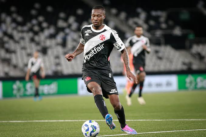 Vinícius Júnior quando joga com a camisa da seleção brasileira:
