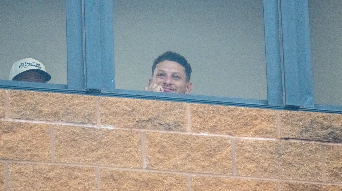 Patrick Mahomes in the house watching the #WCWS...