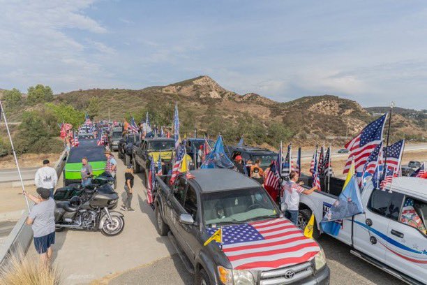 MAGA flags stay on 

<a href="/DontTreadOnUS/">Dont TreadOnMe 🇺🇸</a>