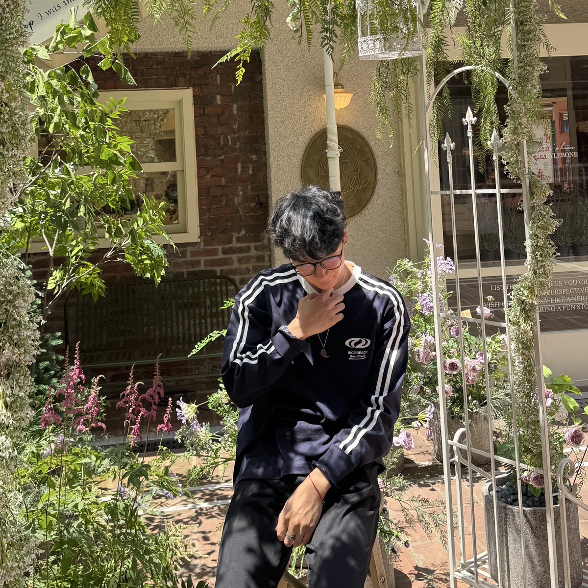 Tuont0's tweet image. 💐flowers and cats