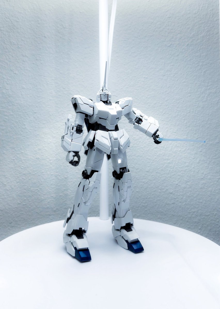 orichado's tweet photo. 🤍 RX-0 Unicorn https://t.co/PoxLyzQJ0I