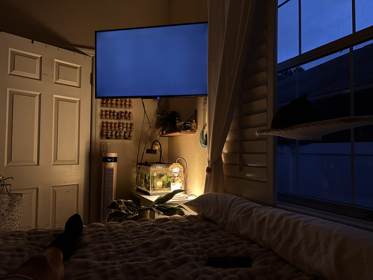 I luv my girlfriends room