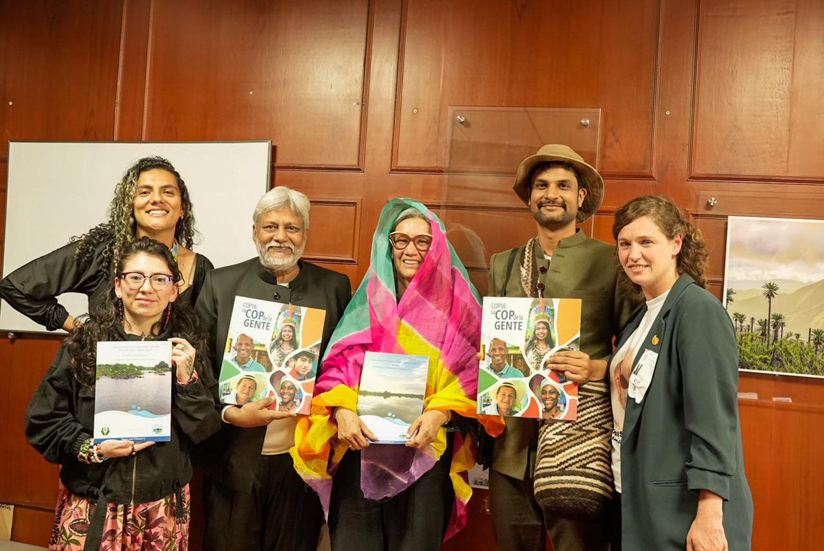 MinAmbiente Colombia (@minambienteco) on Twitter photo #AEstaHora | En el <a href="/MinAmbienteCo/">MinAmbiente Colombia</a> recibimos a Rajendra Singh, <a href="/watermanofindia/">Rajendra Singh</a>, reconocido mundialmente como el “hombre del agua”, para intercambiar experiencias sobre restauración ecológica, participación comunitaria y adaptación al cambio climático. 💧🌱 #AEstaHora | En el <a href="/MinAmbienteCo/">MinAmbiente Colombia</a> recibimos a Rajendra Singh, <a href="/watermanofindia/">Rajendra Singh</a>, reconocido mundialmente como el “hombre del agua”, para intercambiar experiencias sobre restauración ecológica, participación comunitaria y adaptación al cambio climático. 💧🌱