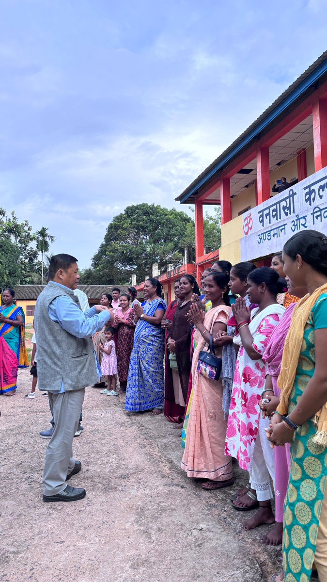 Vanvasi Kalyan Ashram Port Blair welcome and felicitated members of NCST Shri Nirupam Chakma and Dr Asha Lakra.