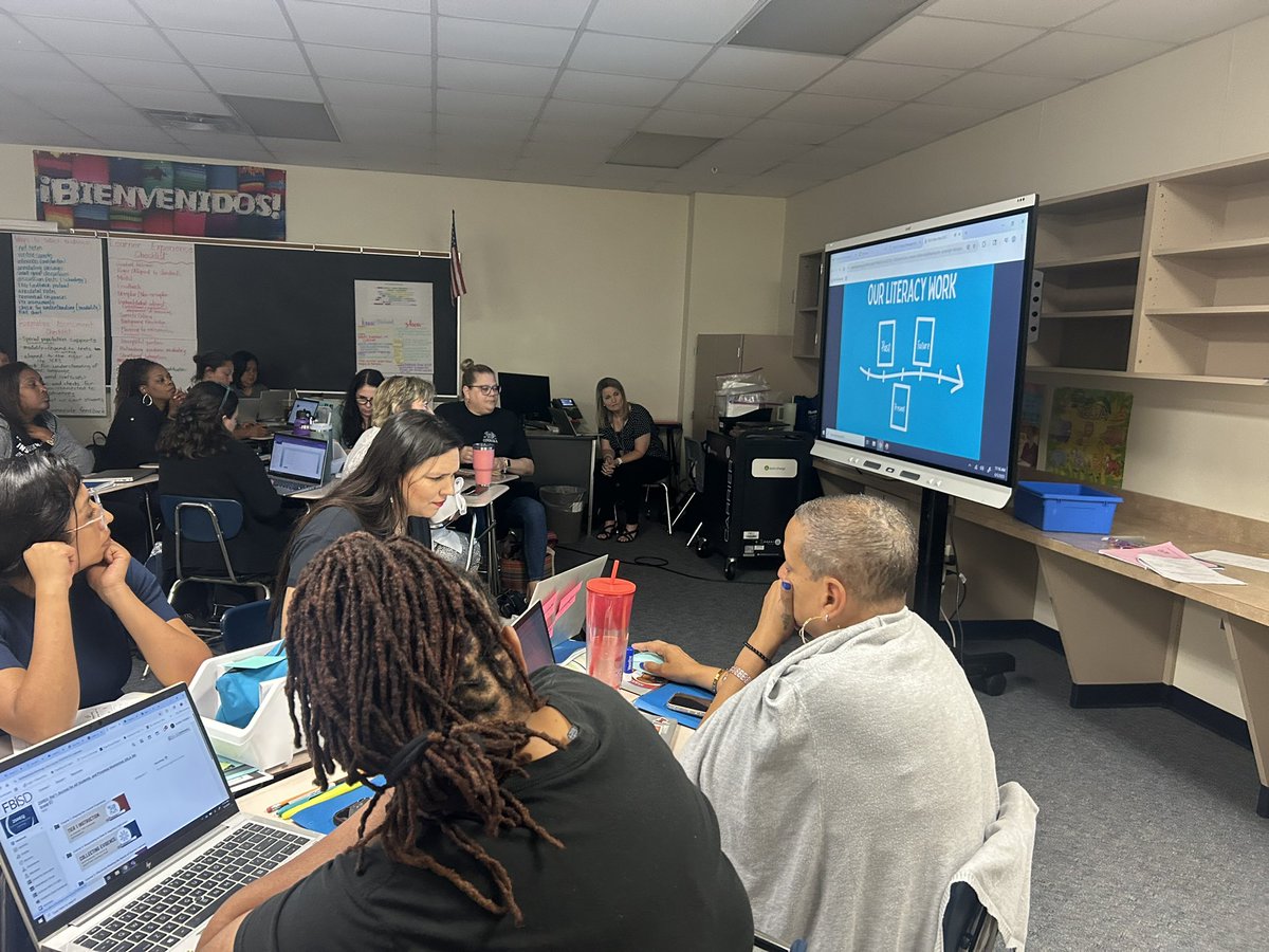 Sharee Quick (@shareequicklit) on Twitter photo These fabulous teachers made the first two days of Summer PD engaging and exciting! <a href="/FBISDLiteracy/">FBISD Literacy</a> These fabulous teachers made the first two days of Summer PD engaging and exciting! <a href="/FBISDLiteracy/">FBISD Literacy</a>