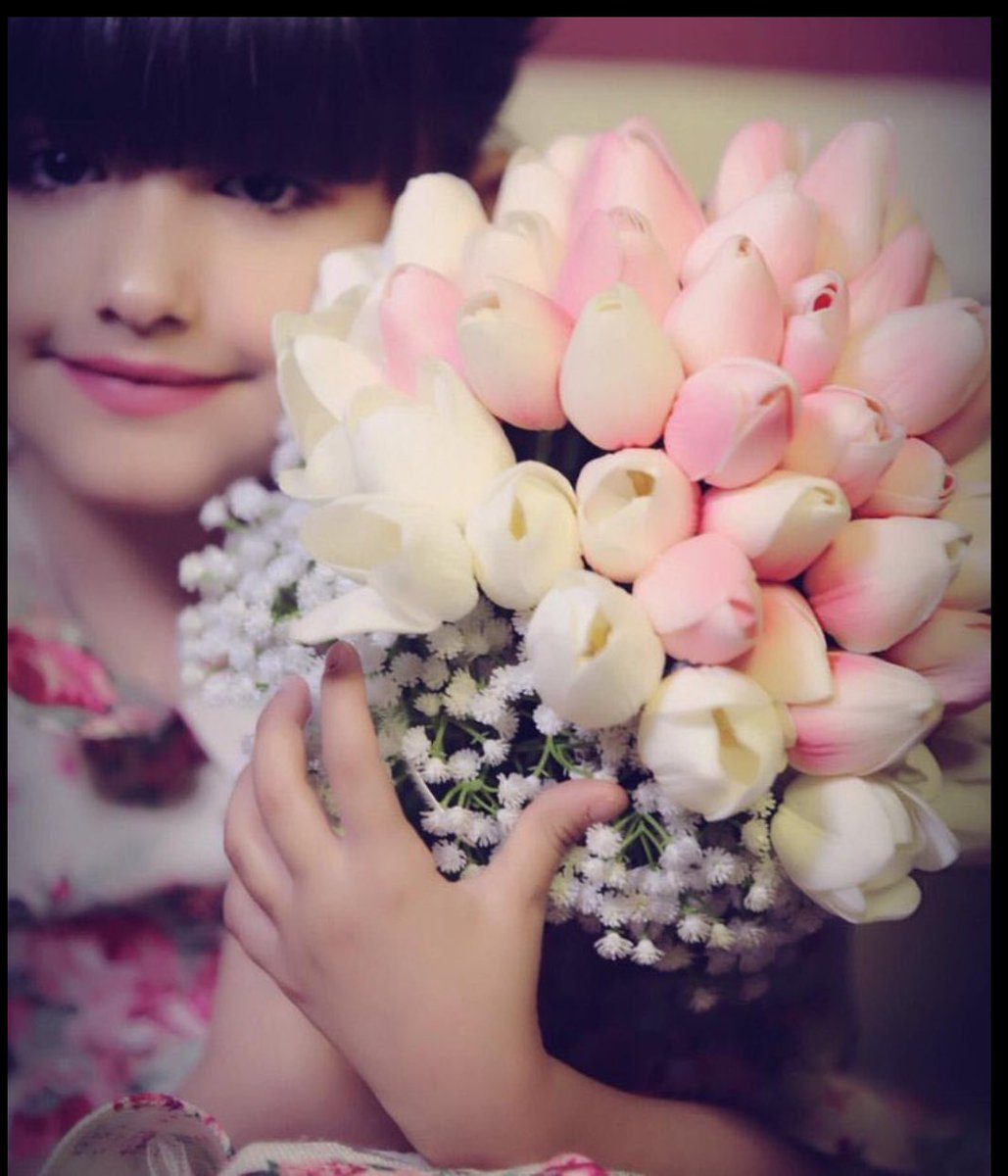 عيدكم مبارك ..

أسأل الله أن يملأ حياتكم بالسعادة والبركة، وأن يعيده عليكم أعوامًا عديدة وأنتم في أفضل حال ..!!

 كل عام وأنتم بخير♥️♥️♥️

#اضحى_مبارك

.

.

.