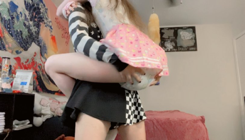 call me cute again this how we gonna end up 😈🍼

with <a href="/MapleWaddleWah/">Maple!!</a>