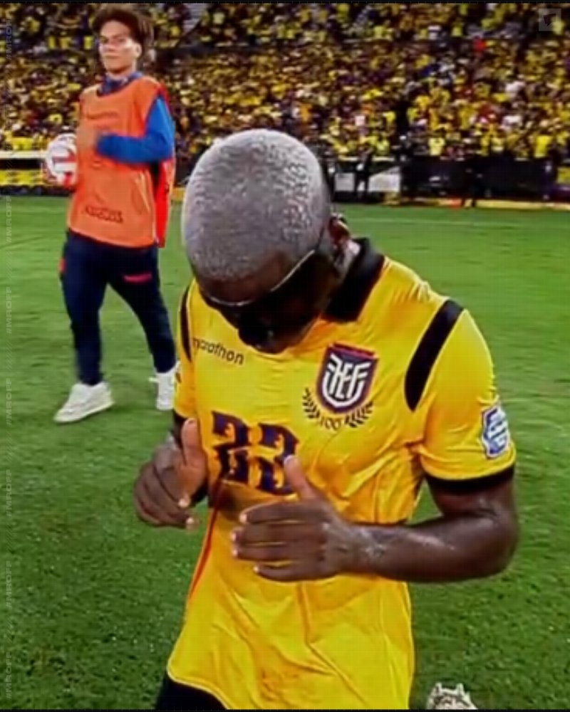 MOISÉS ATADO POR BECCACECE...